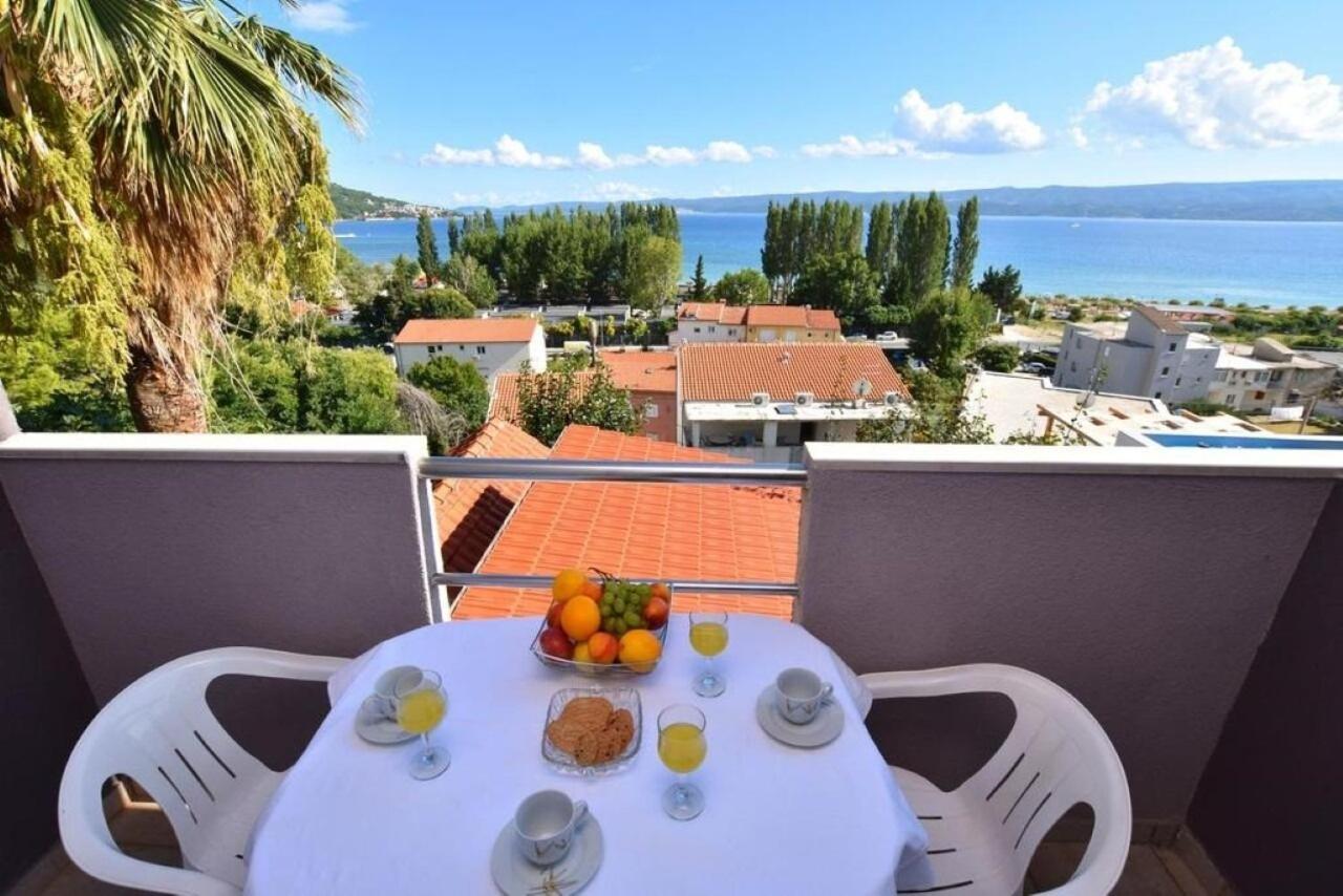 Apartment Rene Omiš Zewnętrze zdjęcie
