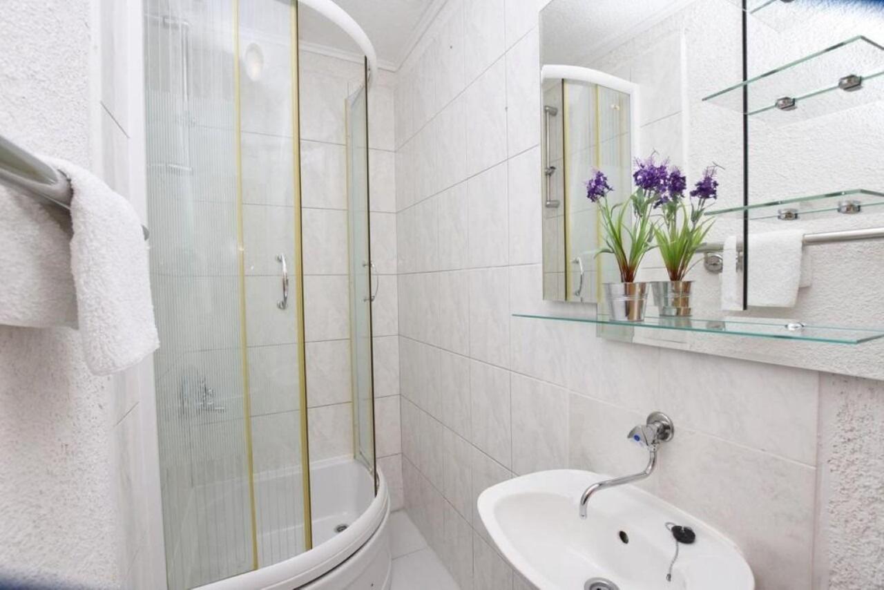 Apartment Rene Omiš Zewnętrze zdjęcie